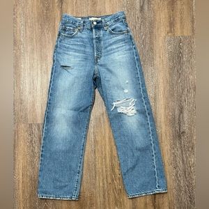 NWOT Levi’s Ribcage Straight Ankle